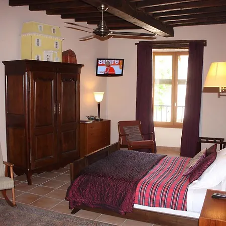 L'ancienne Hotel Puycelci